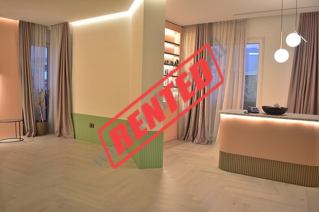 Esthetic center for rent in Elbasani Street, in Tirana, Albania.
The space is positioned on the 2nd